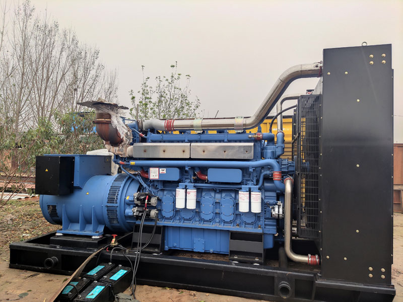 梁平柴油发电机组更换机油时,应遵循哪些步骤?