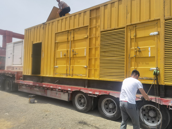 梁平除了负载情况和发动机维护，还有哪些因素会影响 200kw 柴油发电机的油耗？