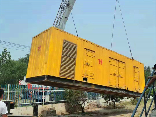 梁平300KW柴油发电机组油耗是多少?