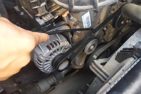 梁平转速传感器的工作原理是什么？