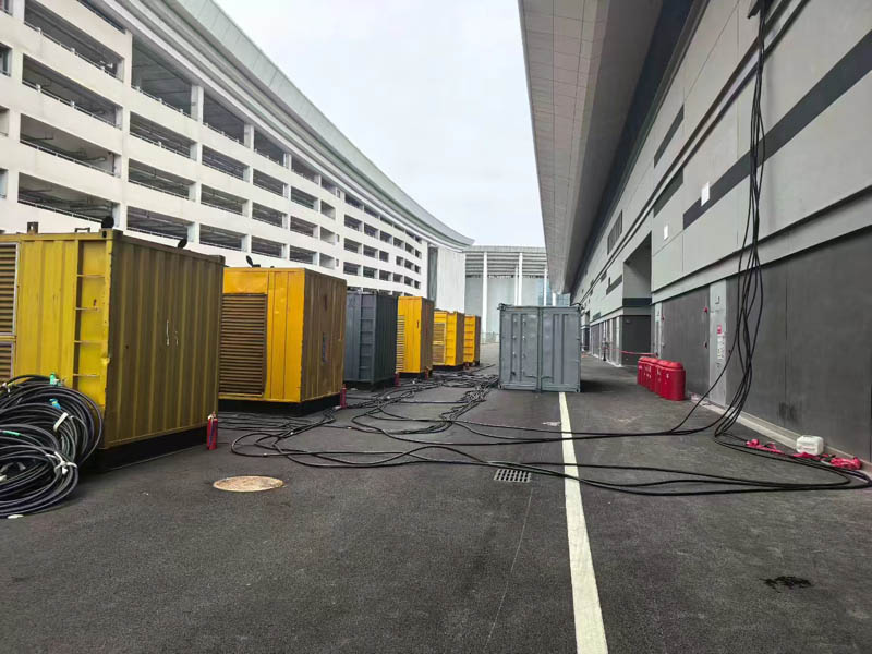 梁平冬季柴油发电机启动前需要做哪些准备工作？